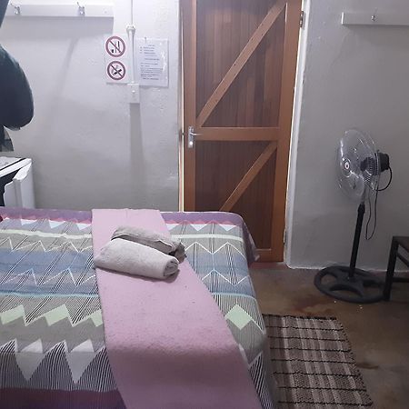 Kai-Oms Backpackers Lodge 아웃조 외부 사진