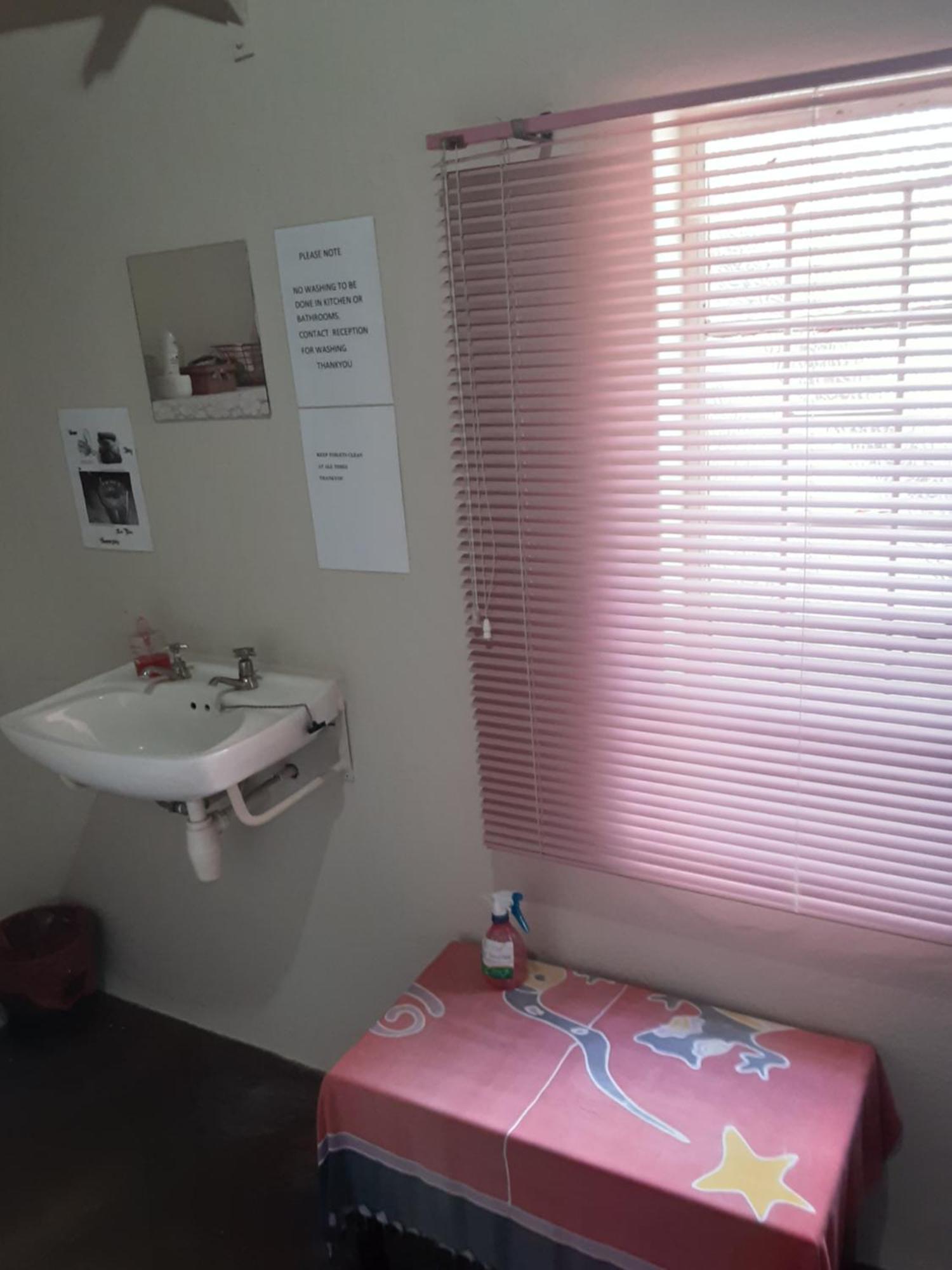 Kai-Oms Backpackers Lodge 아웃조 외부 사진