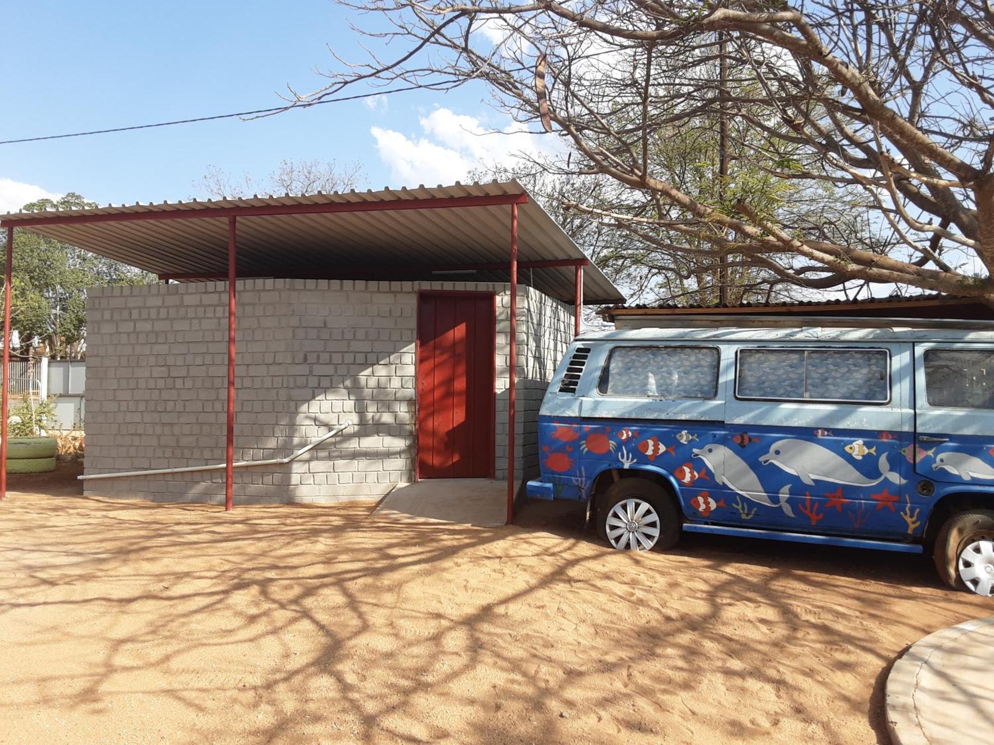 Kai-Oms Backpackers Lodge 아웃조 외부 사진