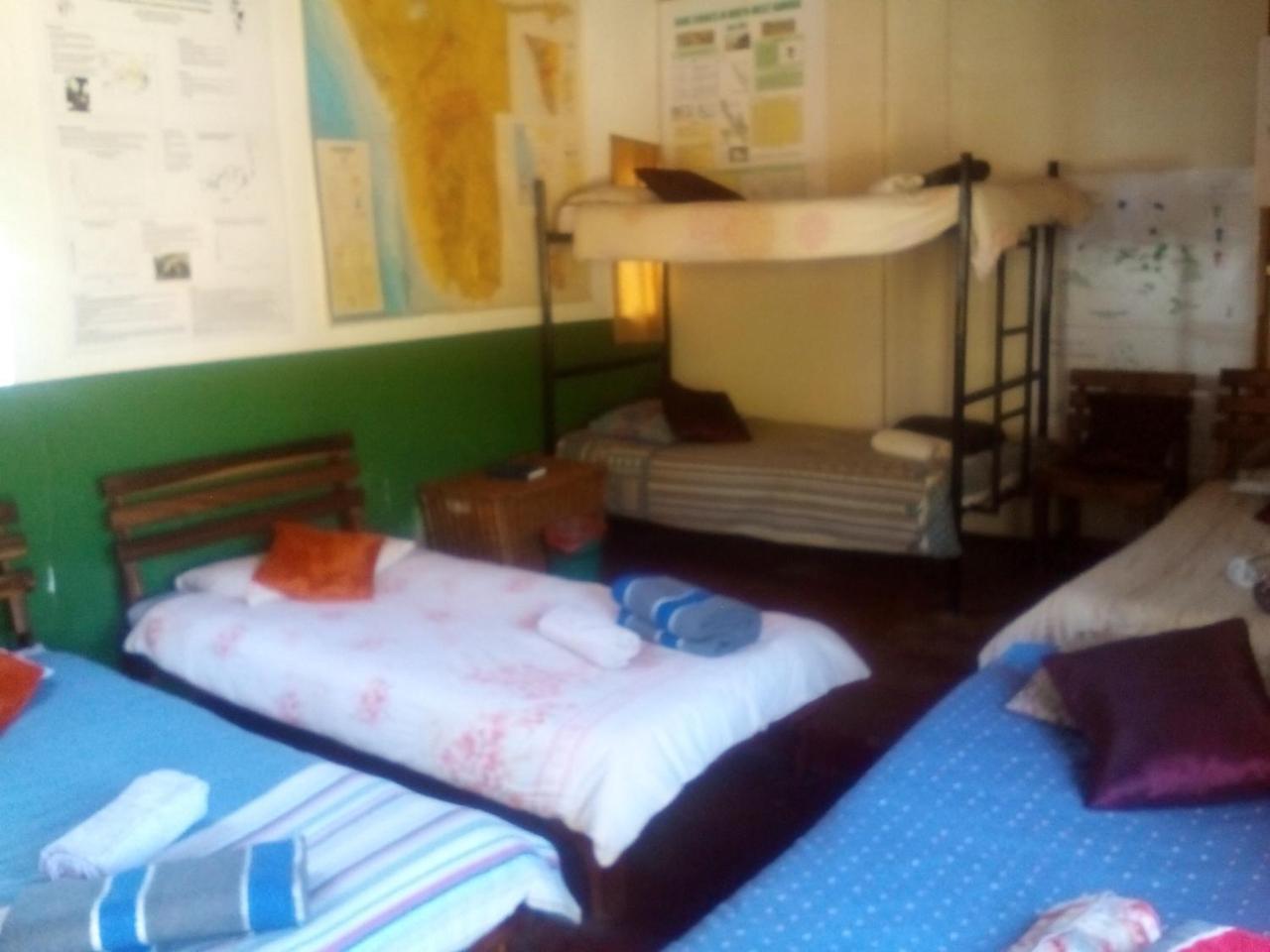 Kai-Oms Backpackers Lodge 아웃조 외부 사진